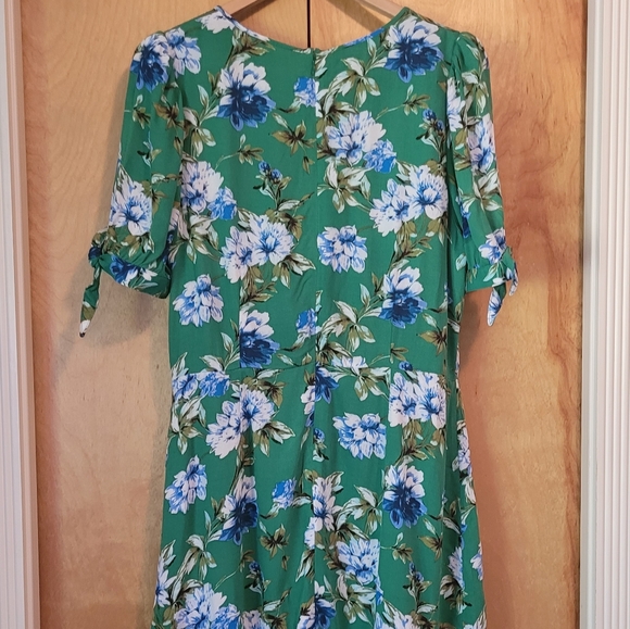 Green floral Banana Republic dress - Picture 4 of 4